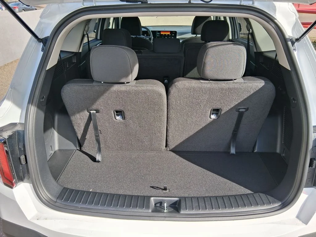 New 2026 White Kia LX image 8