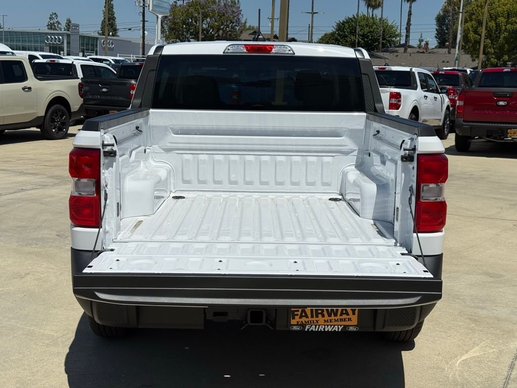 New 2026 Oxford White Ford XLT image 15