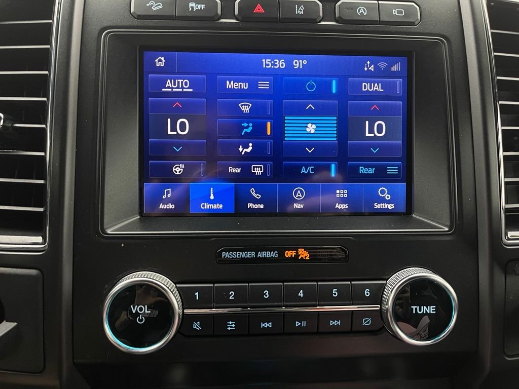 Used 2020 Black Ford Limited image 27