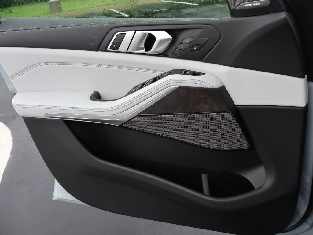 New 2026 Brooklyn Grey Metallic BMW xDrive40i image 39
