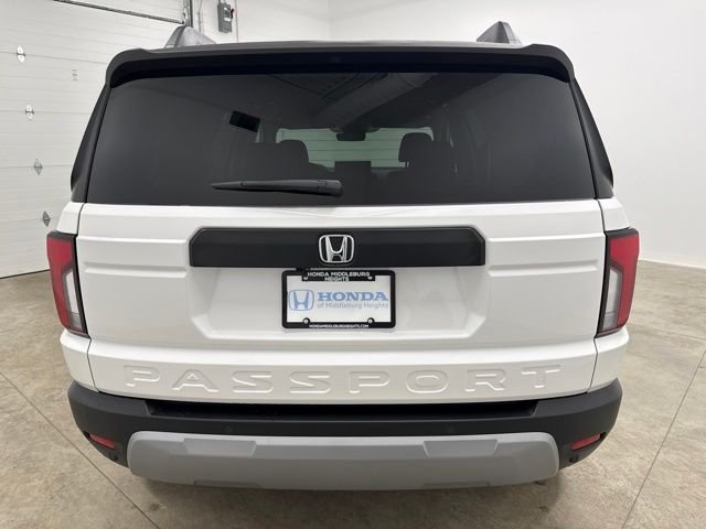 New 2026 Platinum White Pearl Honda RTL image 6