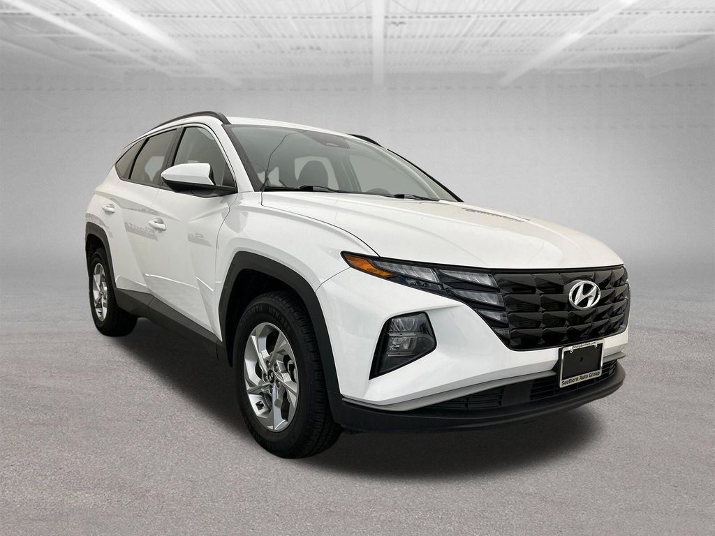 Used 2024 White Hyundai SEL image 8