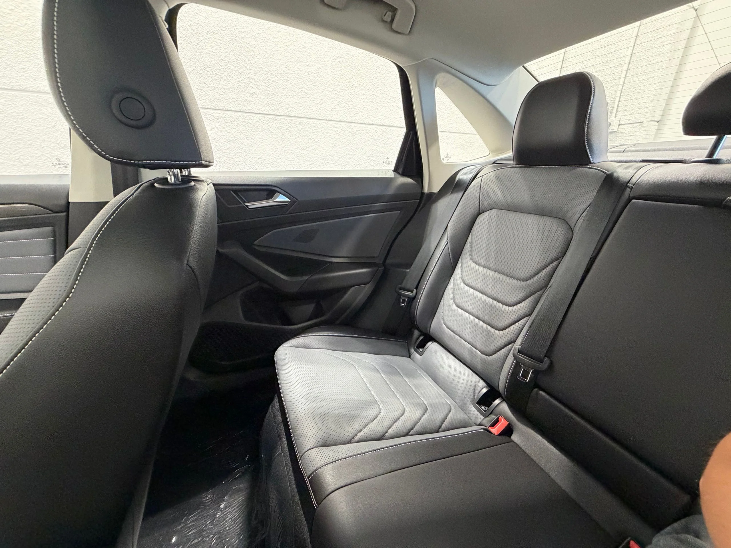 New 2026 Black Volkswagen 1.5T SEL image 33