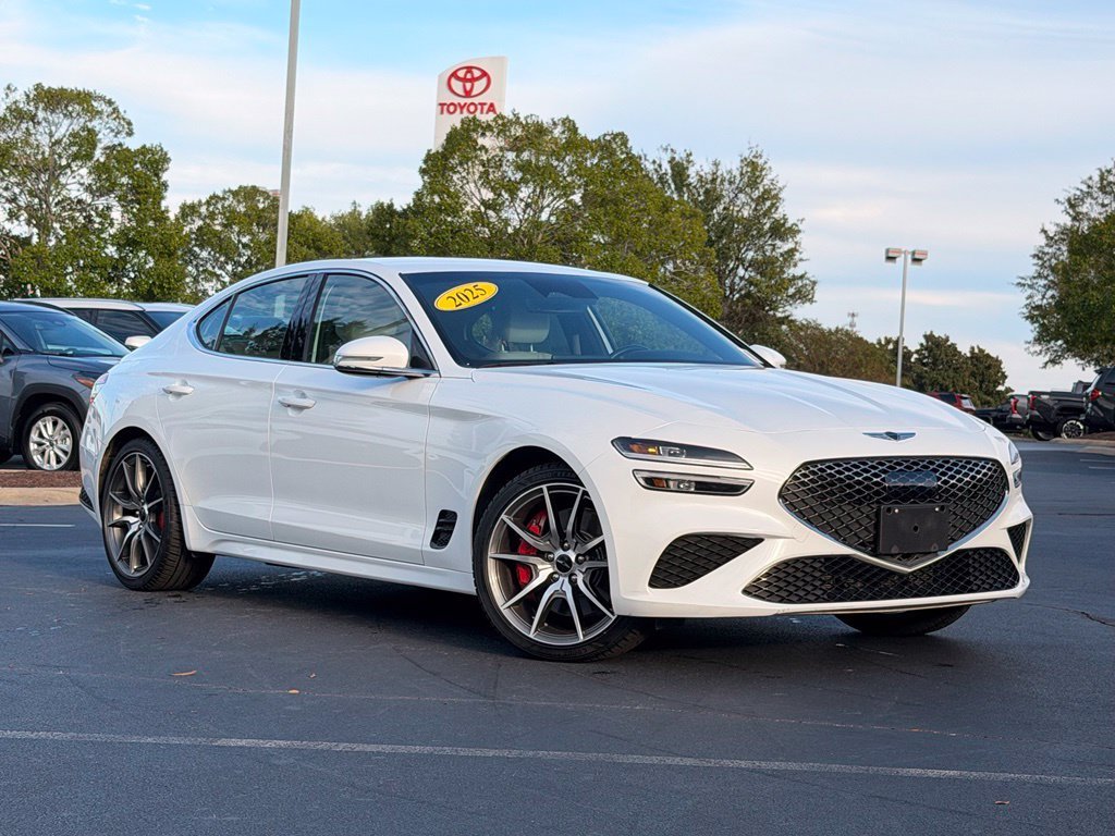 2025 GENESIS G70
