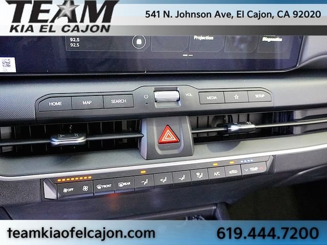 Used 2026 White Kia LXS image 29