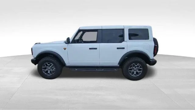 New 2025 Oxford White Ford Badlands® image 61