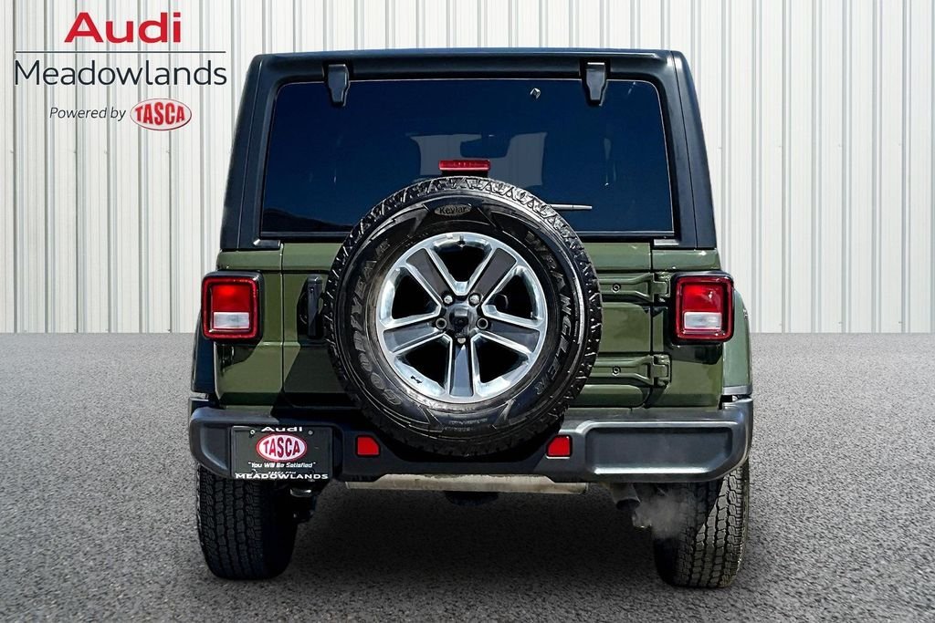 Used 2022 Green Jeep Unlimited Sahara image 5