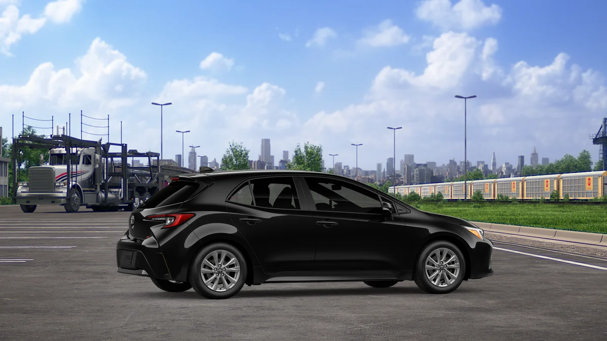 New 2027 Inked Toyota SE image 11