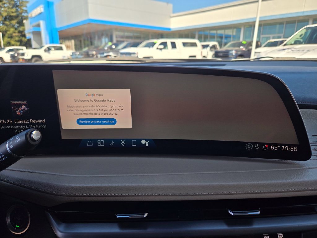 Used 2025 Silver Cadillac Premium Luxury image 16