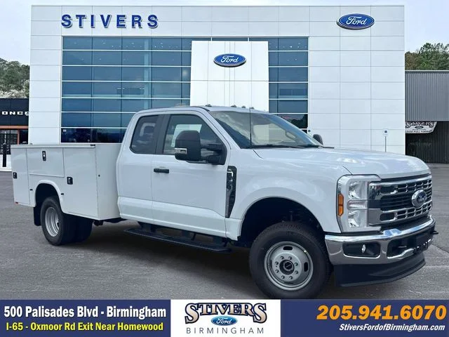 2026 Ford F-350 Super Duty Chassis Cab