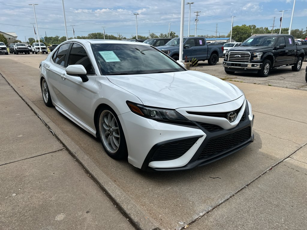 Used 2021 Super White Toyota SE image 8