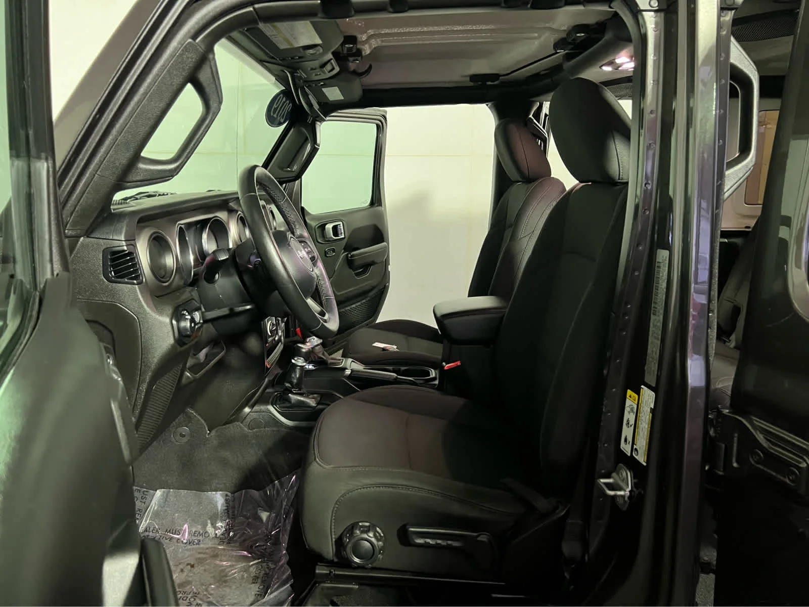 Used 2019 Granite Crystal Metallic Clearcoat Jeep Sport S image 20