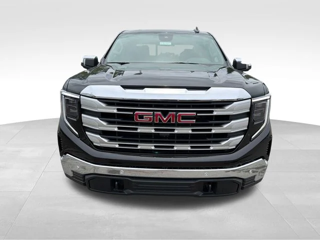 2026 GMC Sierra 1500 SLE - Photo 2