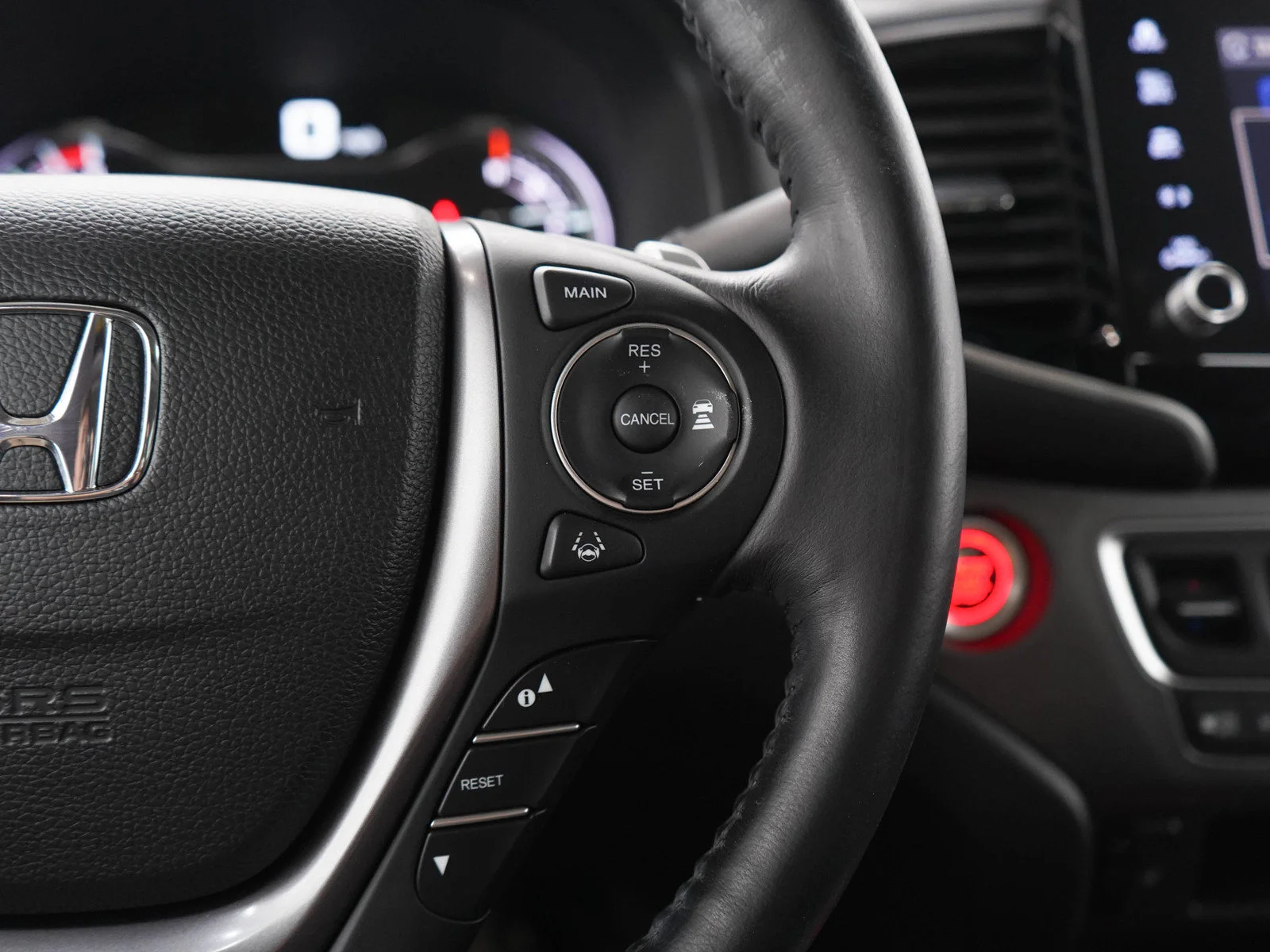 Used 2022 Sonic Gray Honda RTL-E image 25