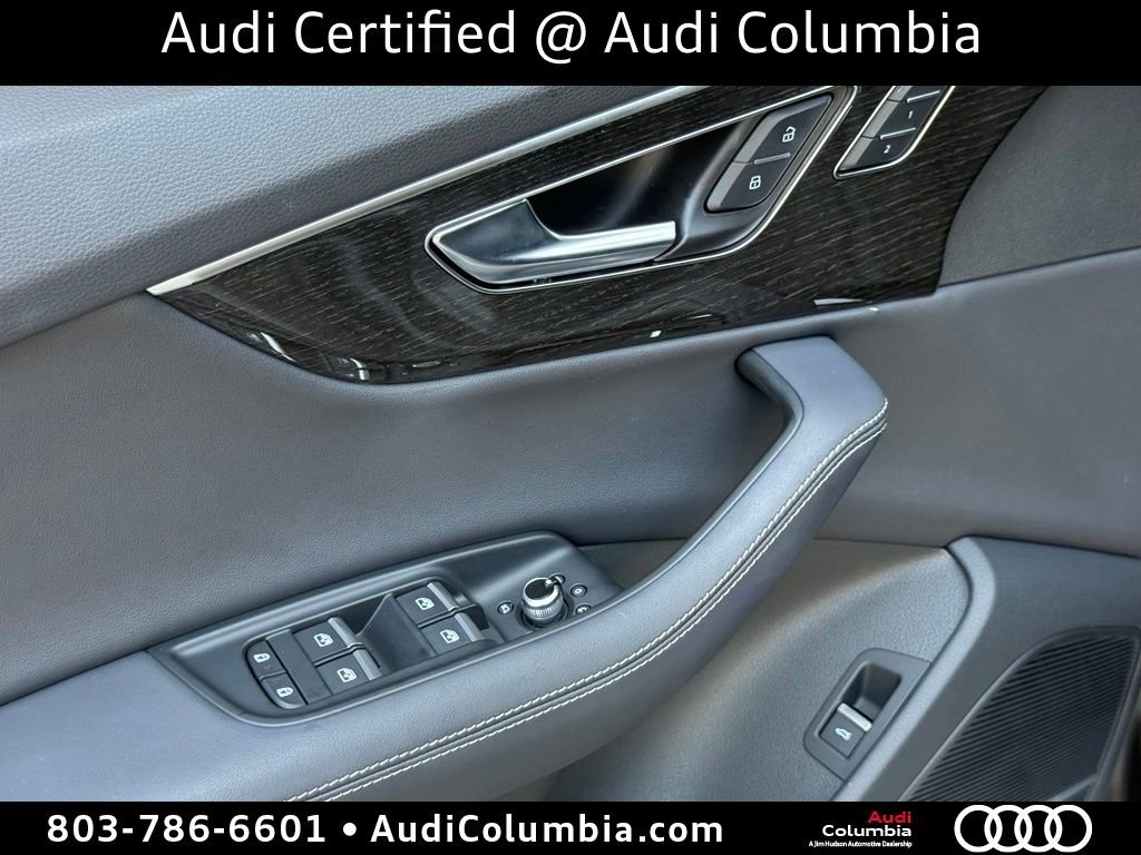 Used 2025  Audi 55 Prestige image 21