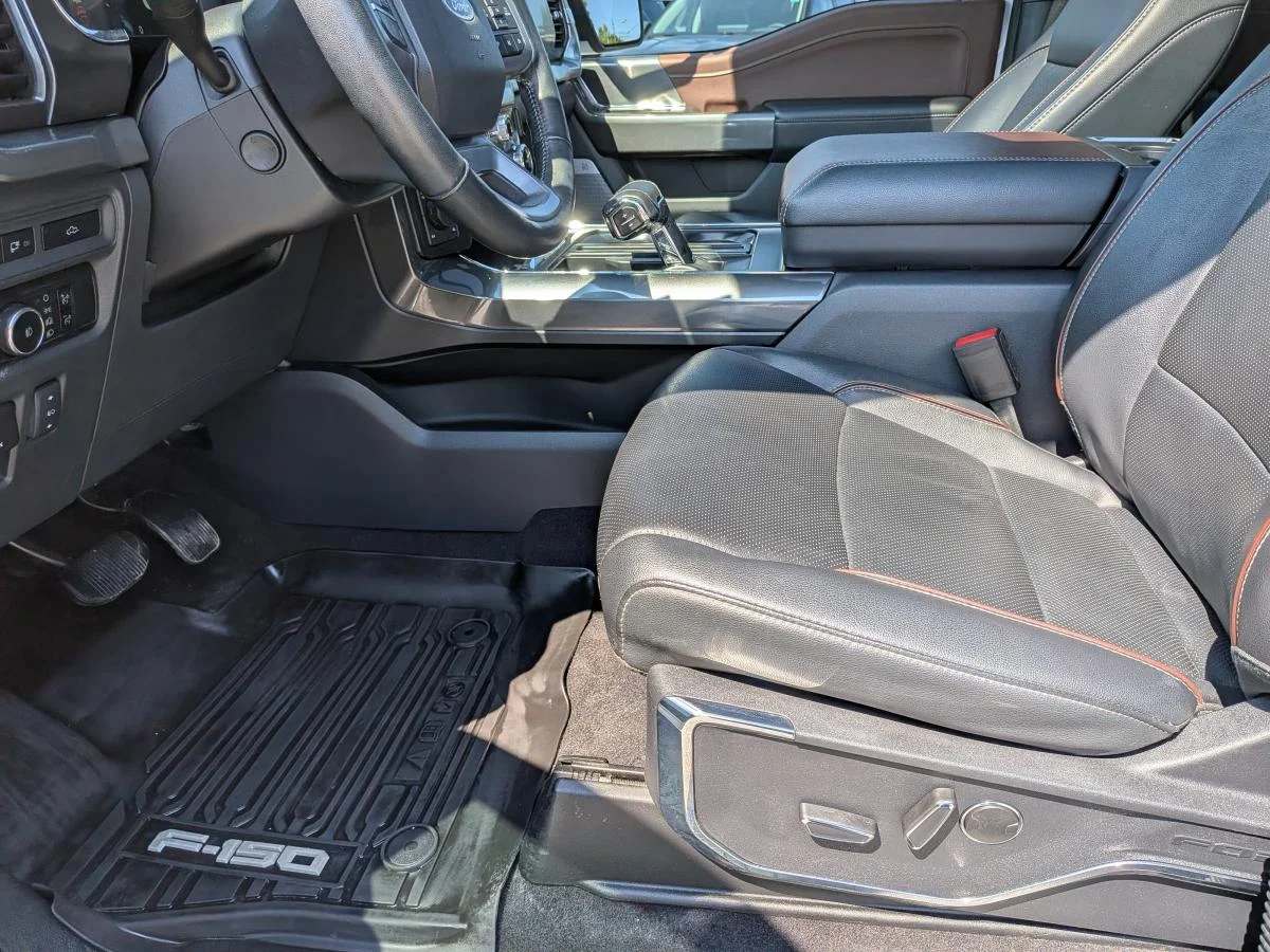 Used 2023 White Ford  image 16
