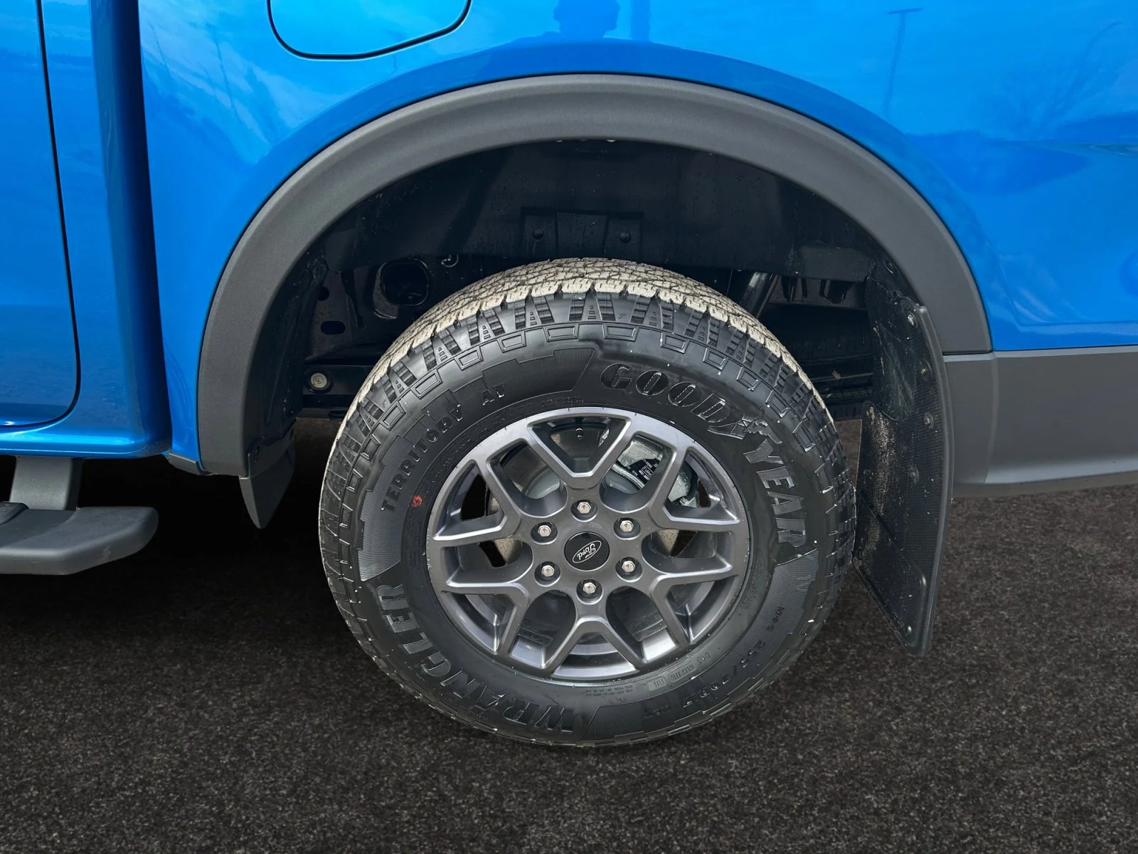 New 2026 Velocity Blue Metallic Ford XLT image 9