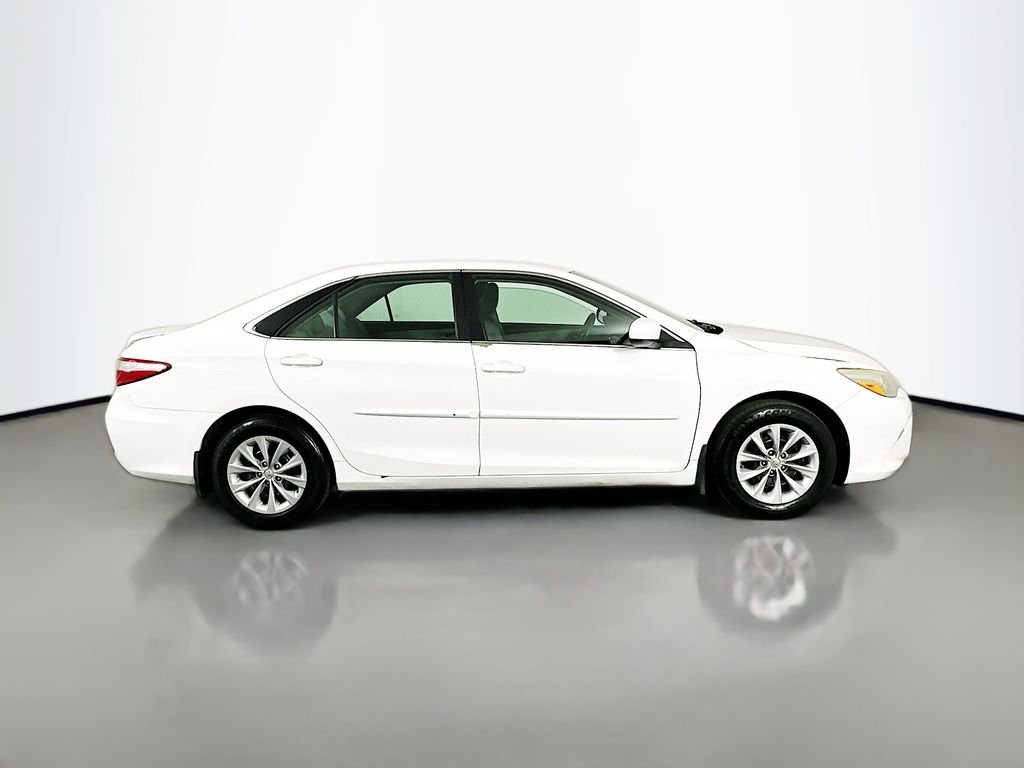 Used 2015 Super White Toyota LE image 9
