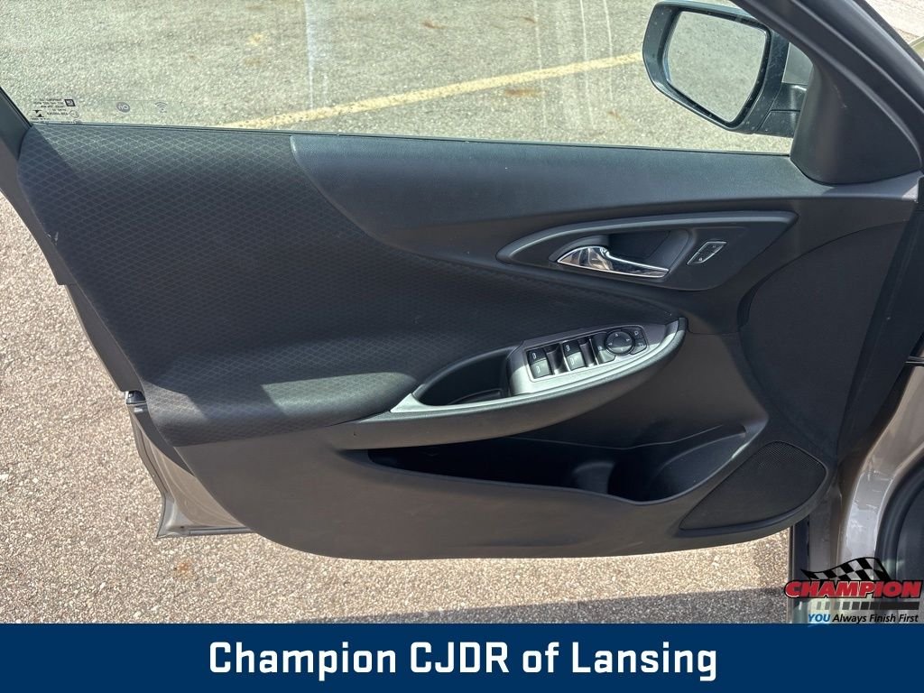 Used 2022 Gray Chevrolet LT image 14