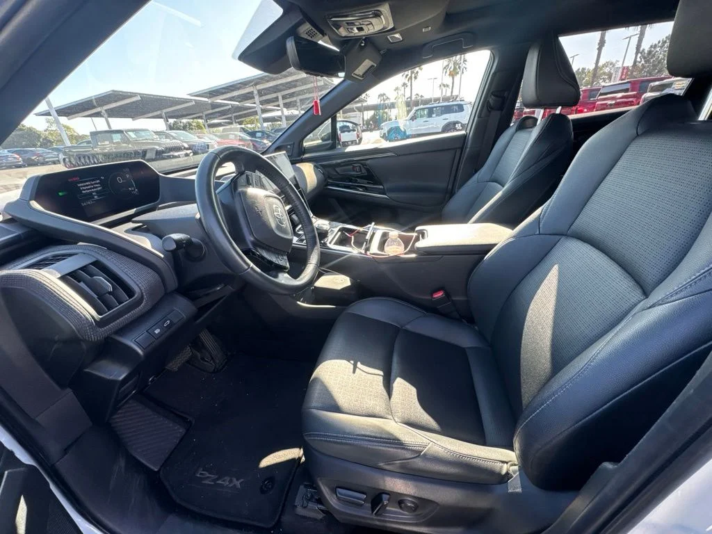 Used 2023 Beige Toyota Limited image 5