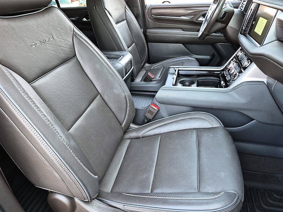 Used 2022 White Frost GMC Denali image 36