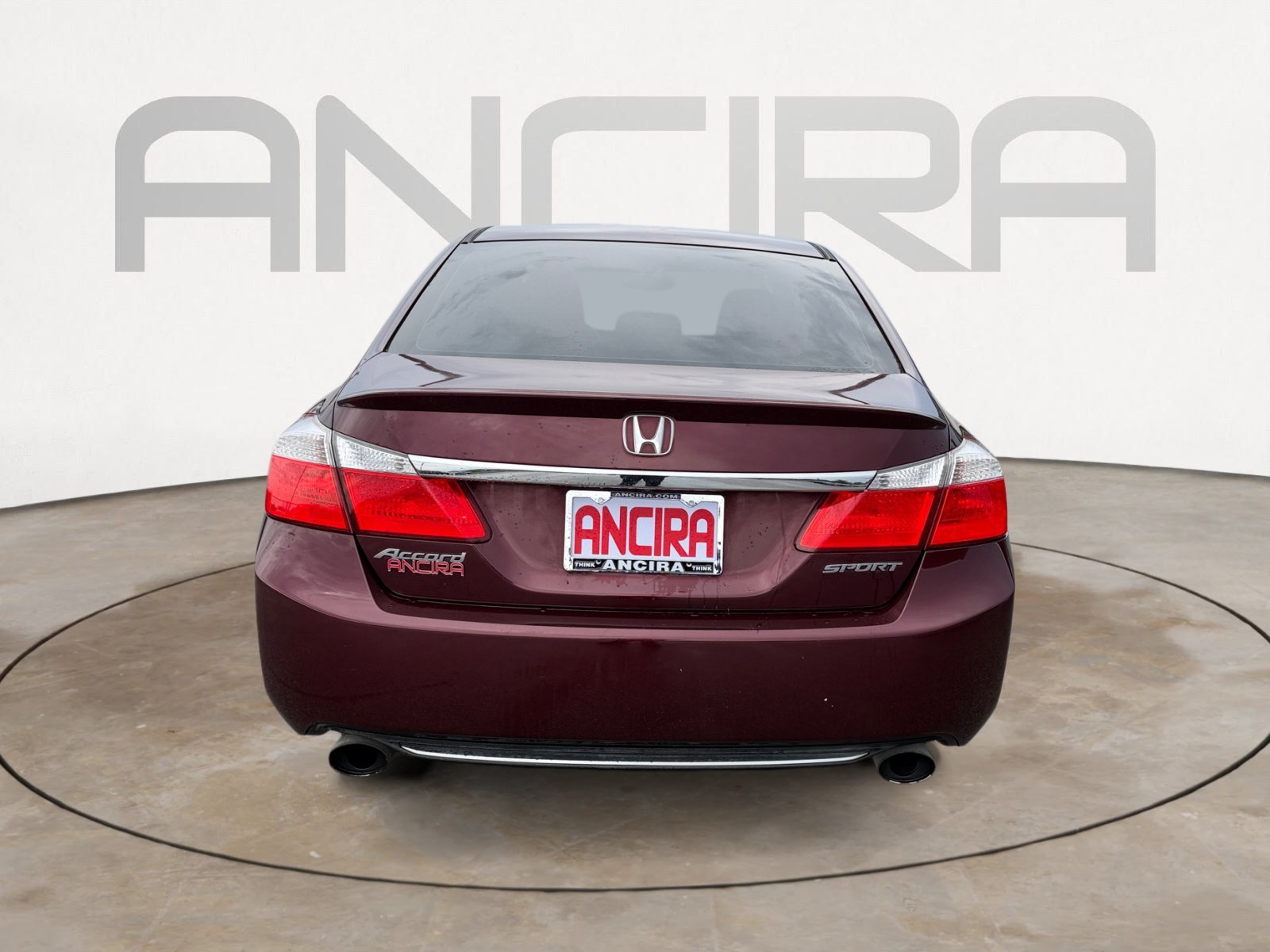 Used 2015 Basque Red Pearl II Honda Sport image 9