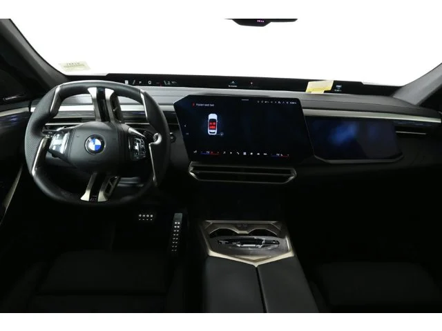 New 2027 Mineral White Metallic BMW 40 xDrive image 16