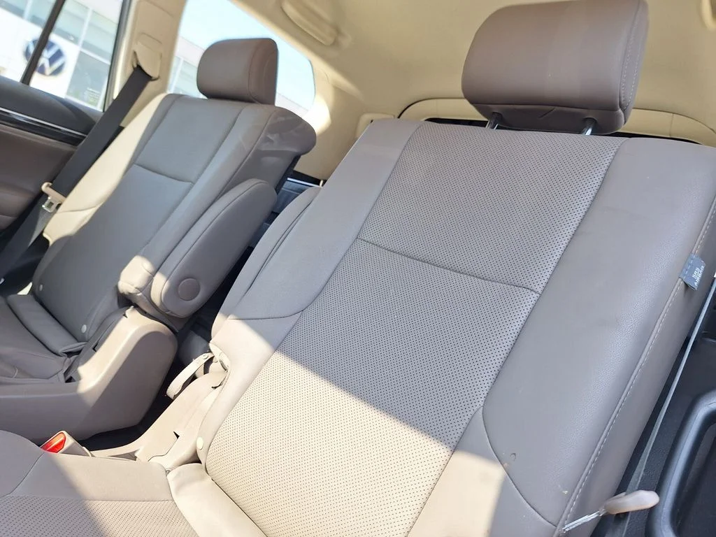 Used 2021 Blue Lexus 460 image 27