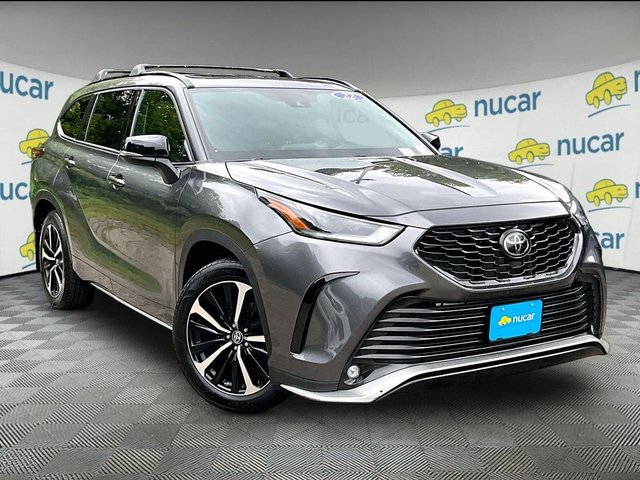 2022 Toyota Highlander XSE