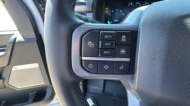 Used 2025 White Ford Lariat image 20