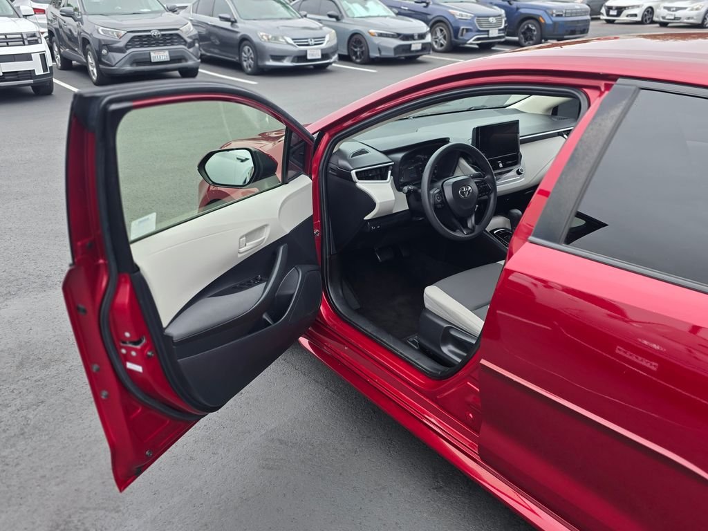 2023 Toyota Corolla LE - Photo 38
