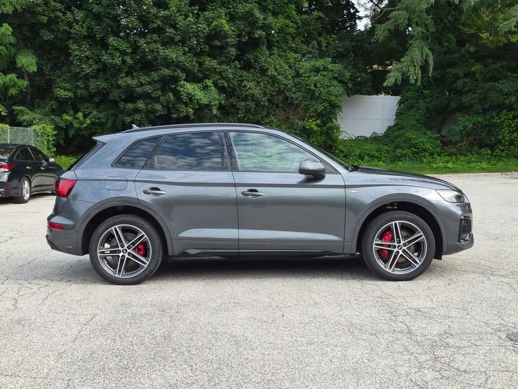Used 2024 Gray Audi 55 Prestige image 2