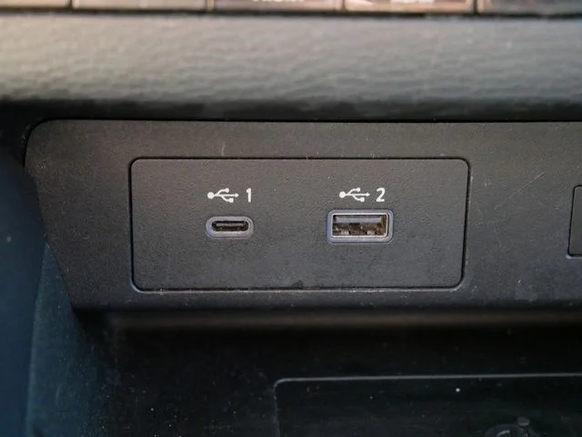 Used 2024 Blue Mitsubishi SE image 26