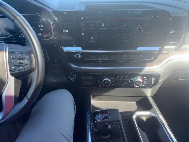 Used 2023 SUMMIT WHITE GMC SLT image 21