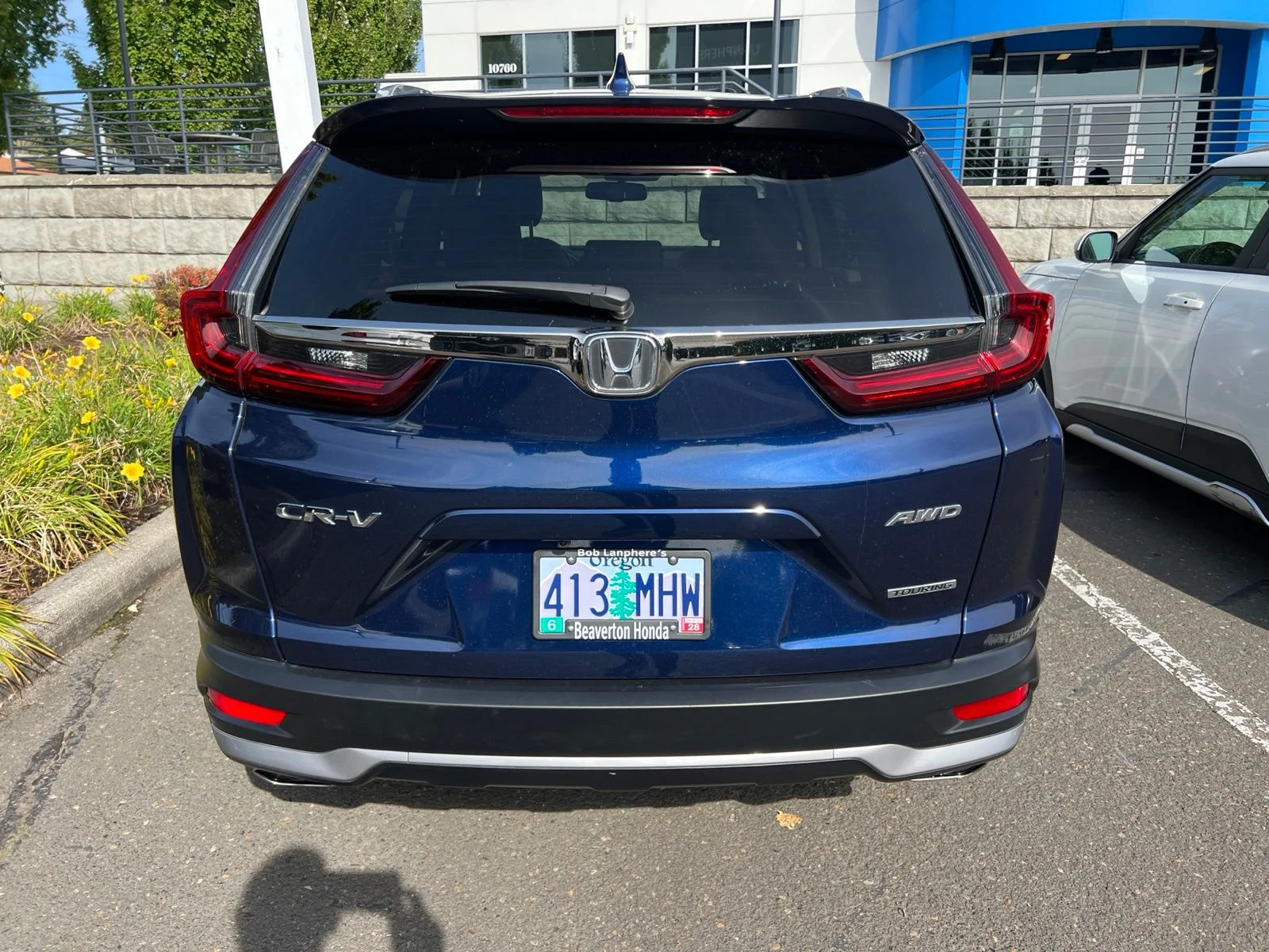 Used 2020 Aegean Blue Metallic Honda Touring image 5