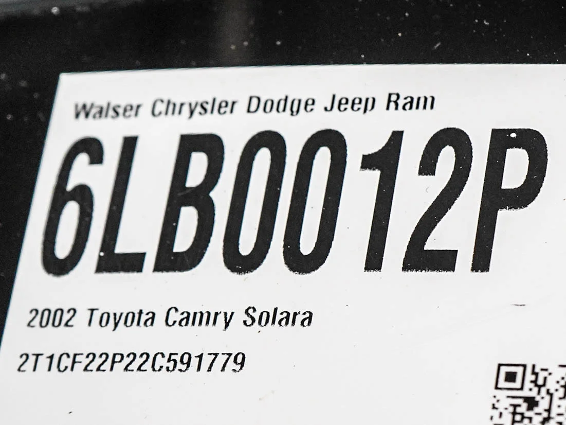 Used 2002  Toyota SE V6 image 20