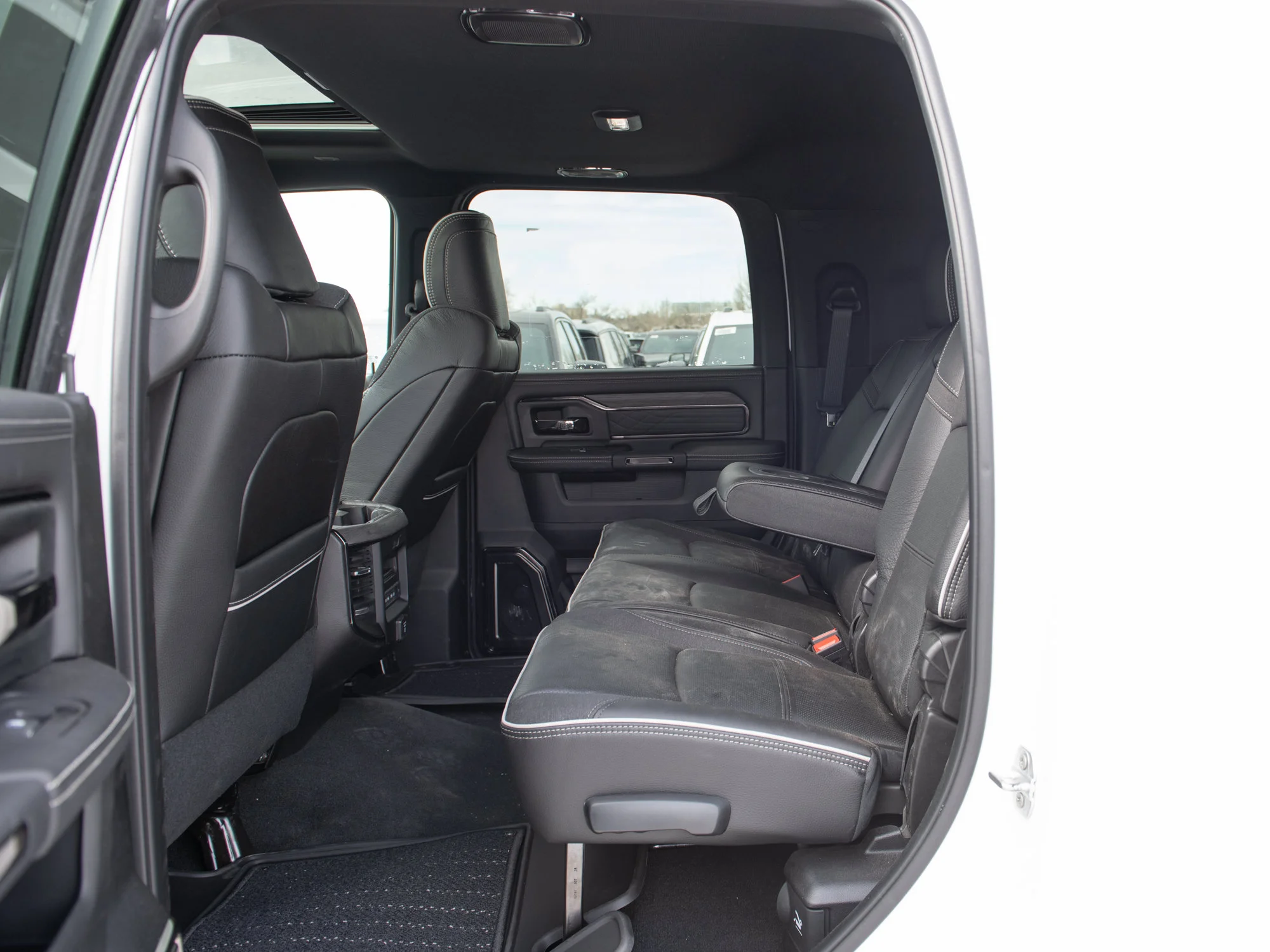 New 2026 White RAM Limited* image 22
