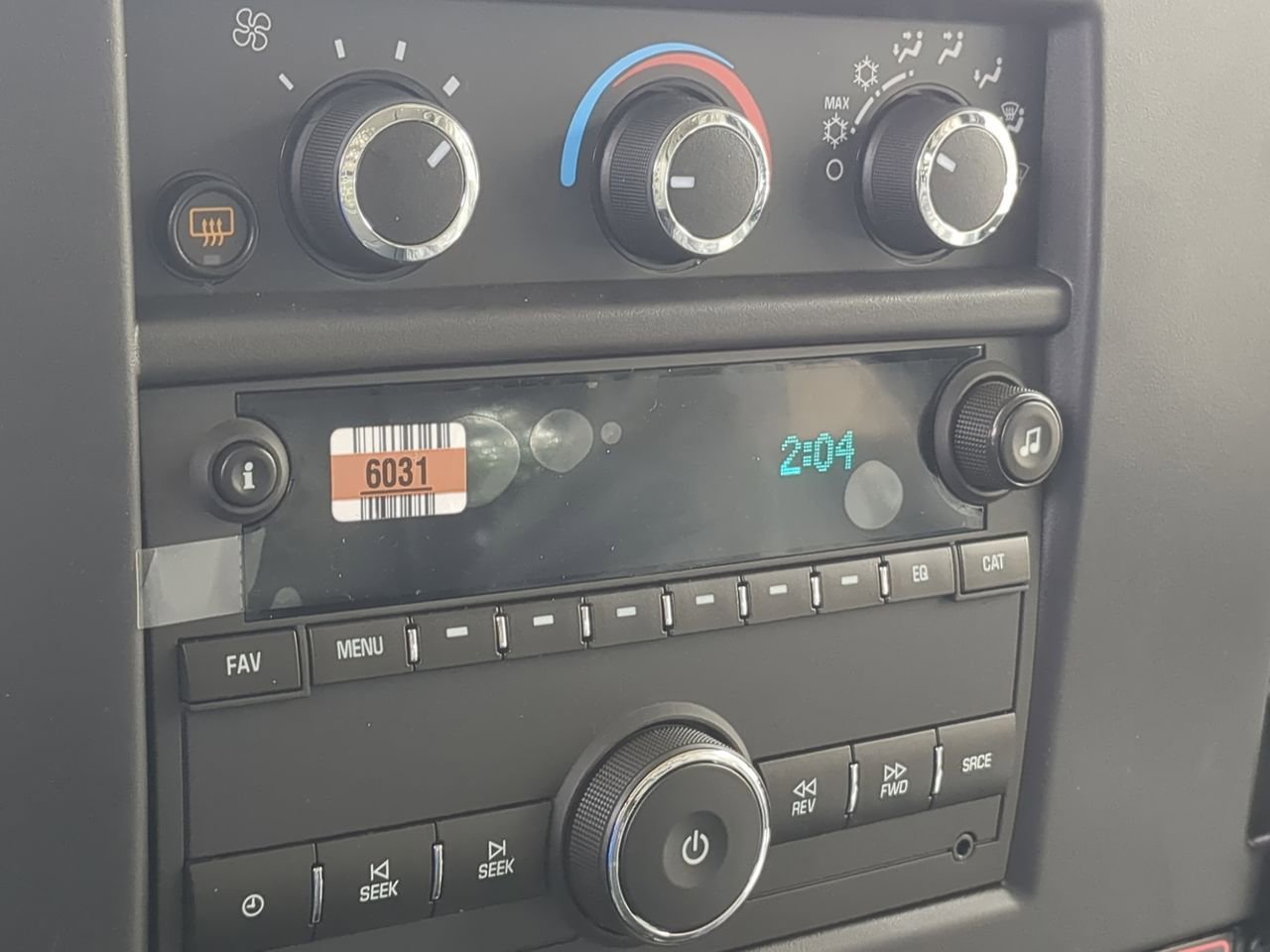 2025 GMC Savana Cargo Work Van - Photo 13