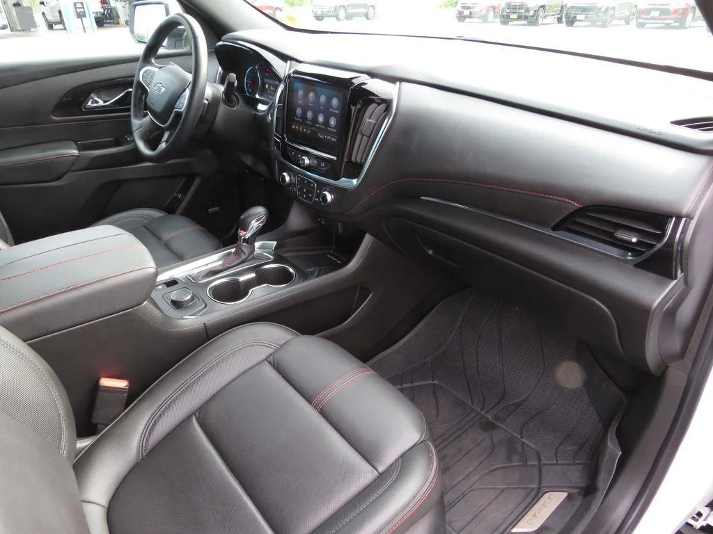 Used 2023 Summit White Chevrolet RS image 19