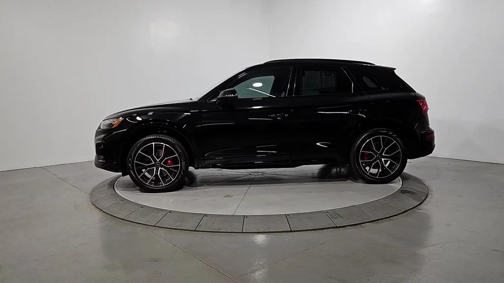 2025 Audi SQ5 Premium Plus - Photo 2