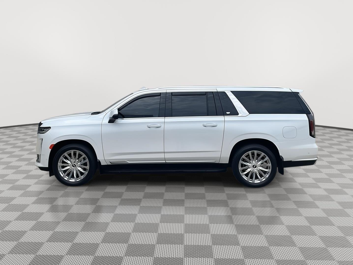 Used 2024 Crystal White Tricoat Cadillac 4WD Premium Luxury image 13