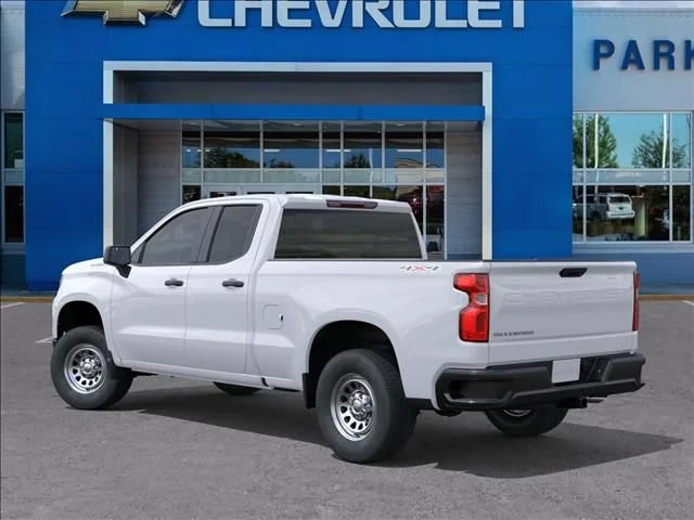 New 2026 Summit White Chevrolet WT image 3
