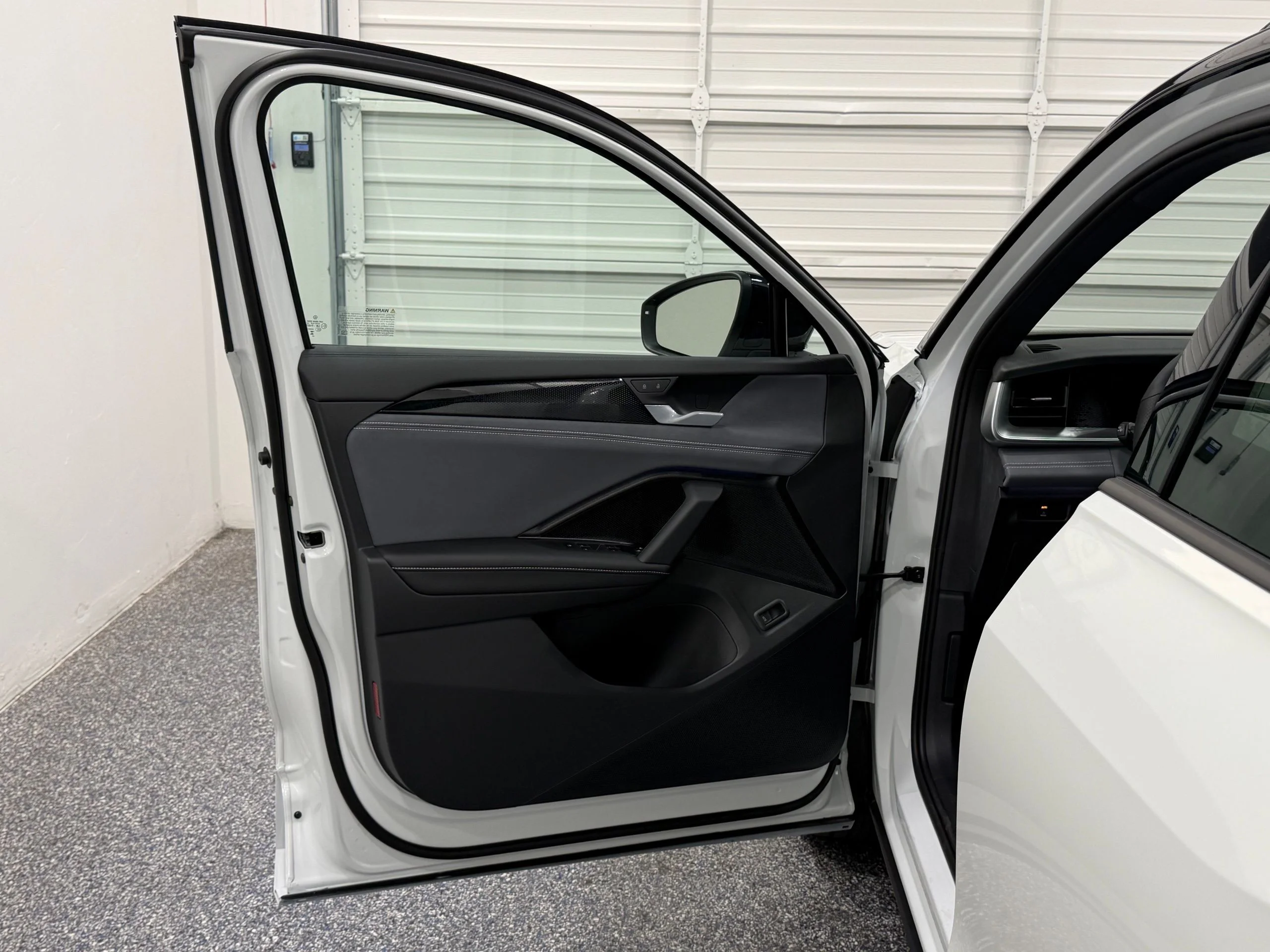 New 2026 White Volkswagen SE R-Line Black image 20