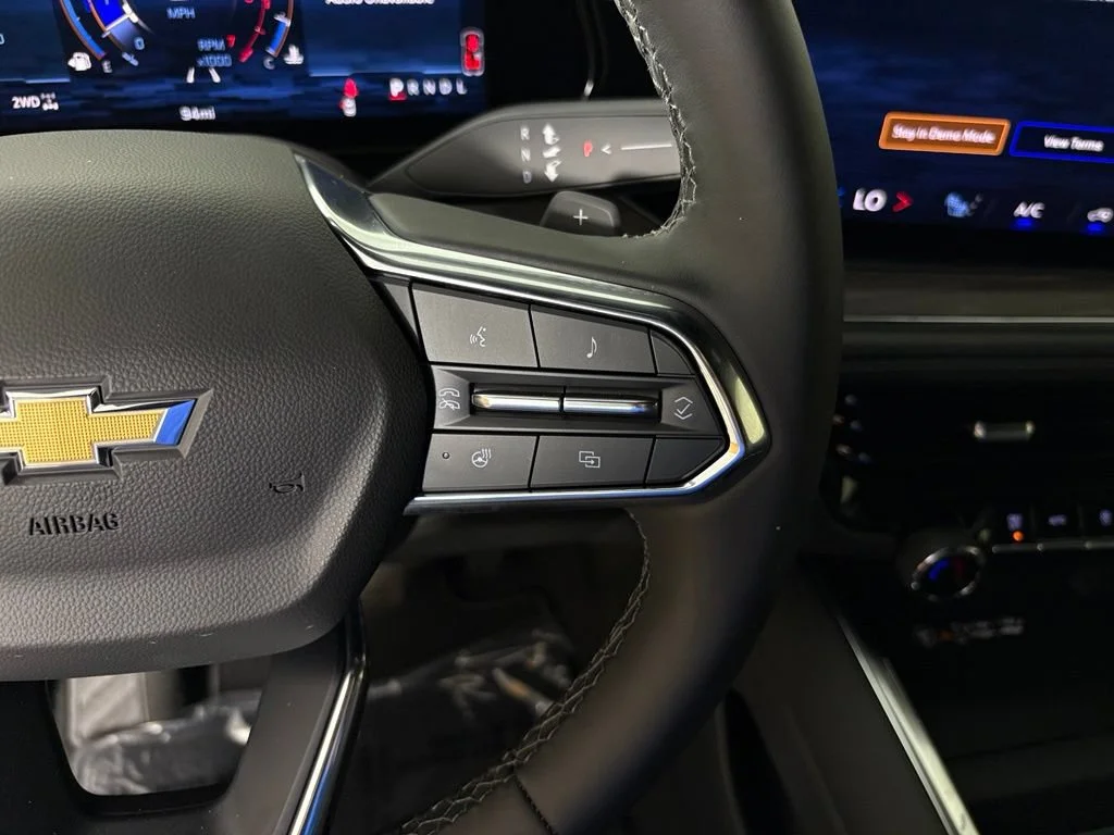 New 2026 Summit White Chevrolet LT image 26