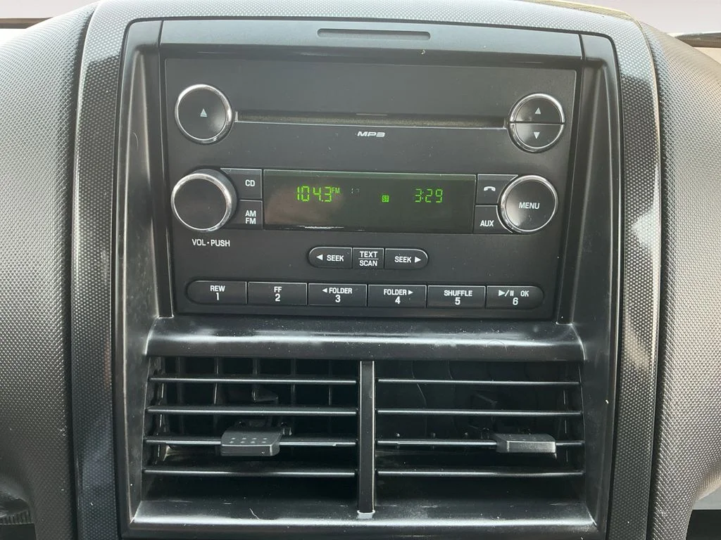 Used 2010 Red Ford XLT image 14