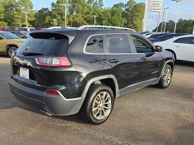 Used 2020 Black Jeep Latitude Plus image 10