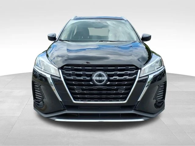 Used 2023 Black Nissan SV image 16