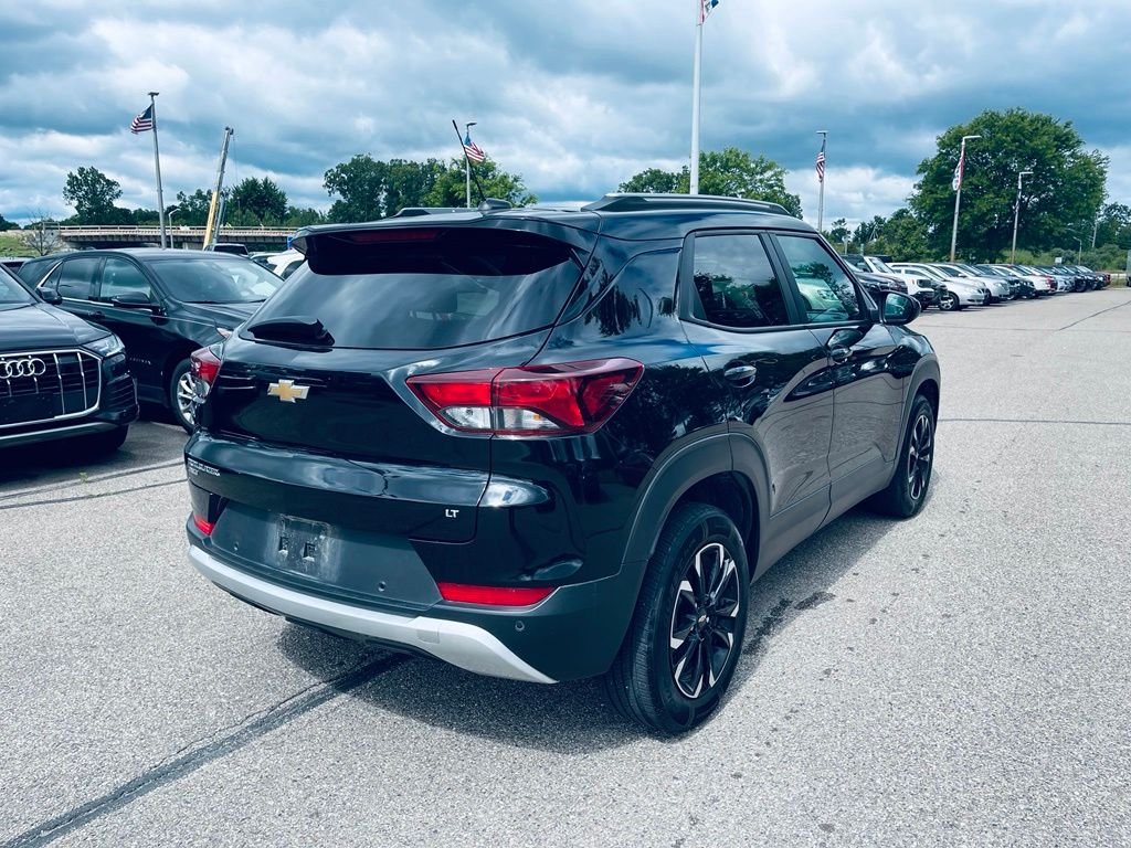 Used 2021 Black Chevrolet LT image 6