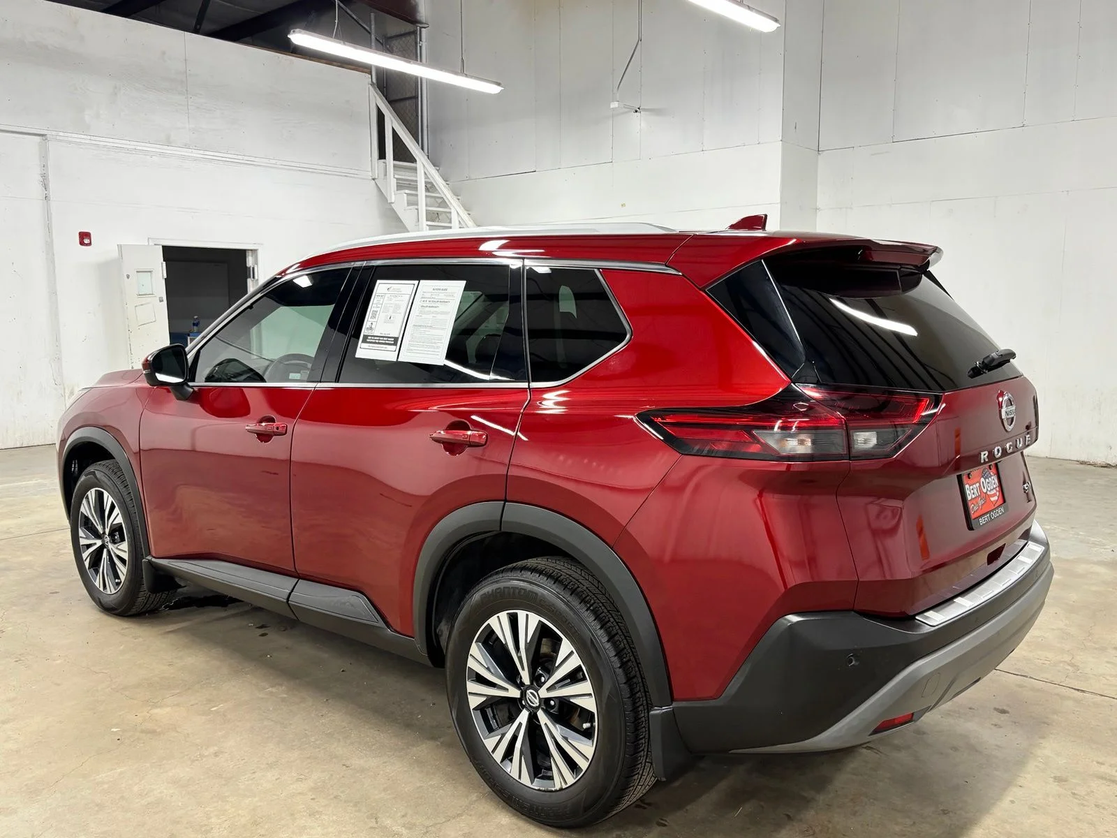 Used 2021 Red Nissan SV image 5