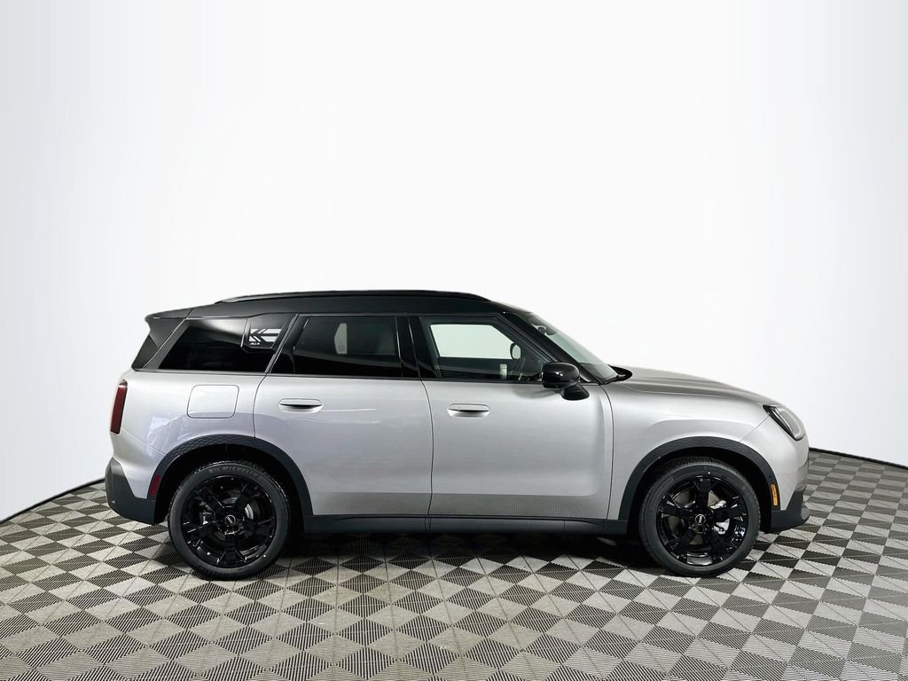 Used 2026 Silver MINI Iconic image 4